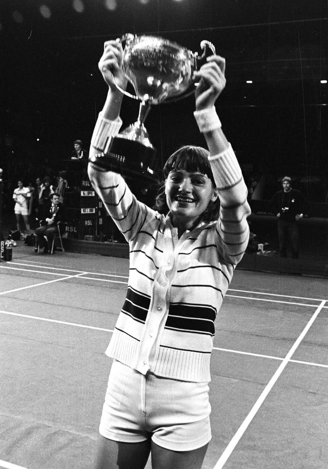 Lene Køppen vinder All England  i damesingle 1979 og 1980.