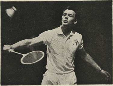 Finn Kobberø vandt alle 3 titler ved DM i 1960, der blev afviklet i Odense Badminton Klub.